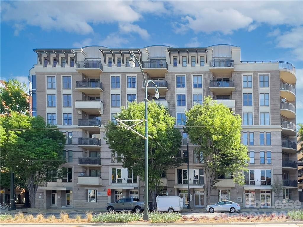 718 W Trade Street 806, Charlotte, NC 28202