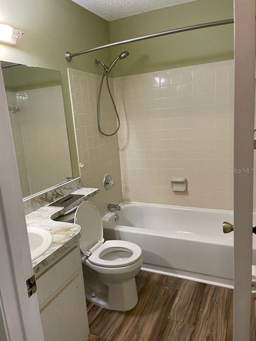 39132 COUNTY ROAD 54 2084, Zephyrhills, FL 33542