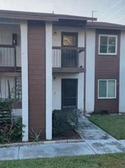 39132 COUNTY ROAD 54 2084, Zephyrhills, FL 33542