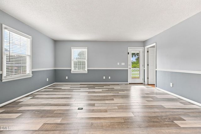 105 Mcleod Drive, Sanford, NC 27330