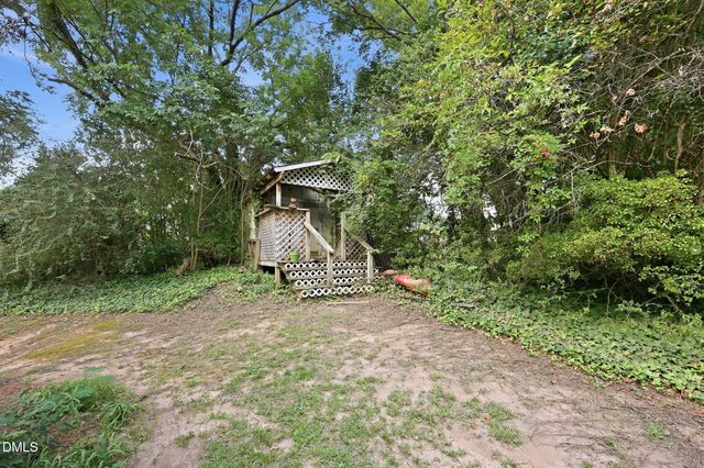 105 Mcleod Drive, Sanford, NC 27330