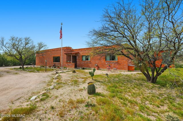 3121 N Conestoga Avenue, Tucson, AZ 85749