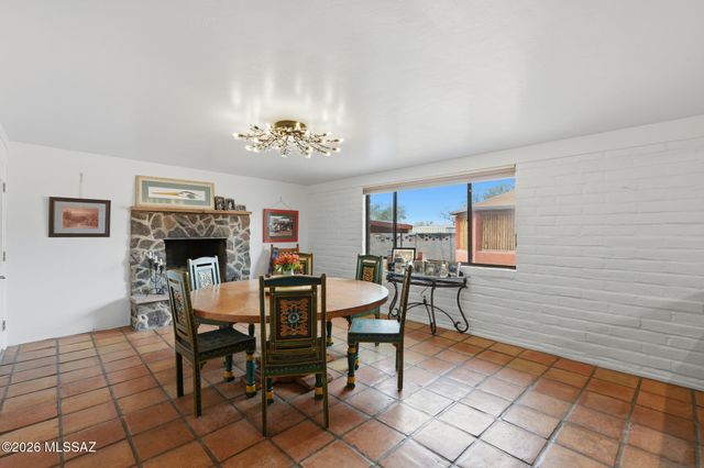 3121 N Conestoga Avenue, Tucson, AZ 85749