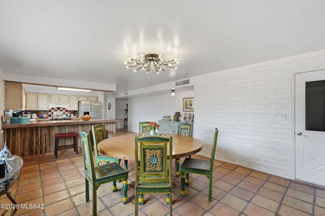 3121 N Conestoga Avenue, Tucson, AZ 85749