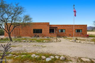 3121 N Conestoga Avenue, Tucson, AZ 85749