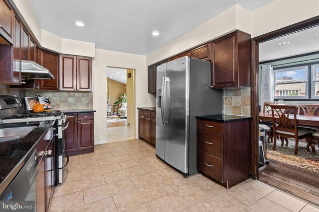 142 GREYCOURT RD, Philadelphia, PA 19115