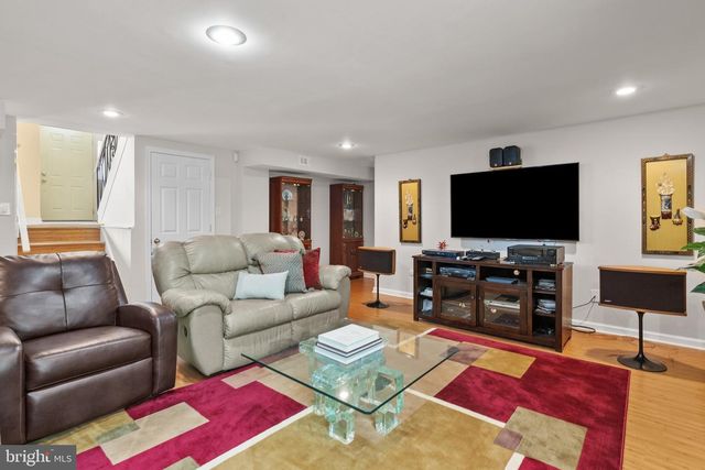 142 GREYCOURT RD, Philadelphia, PA 19115