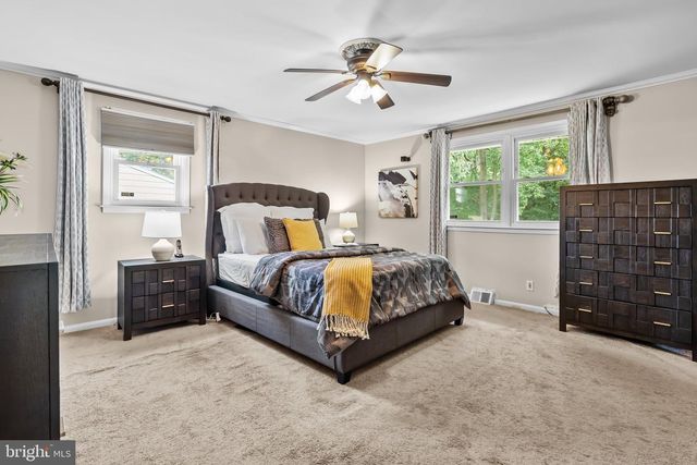 142 GREYCOURT RD, Philadelphia, PA 19115