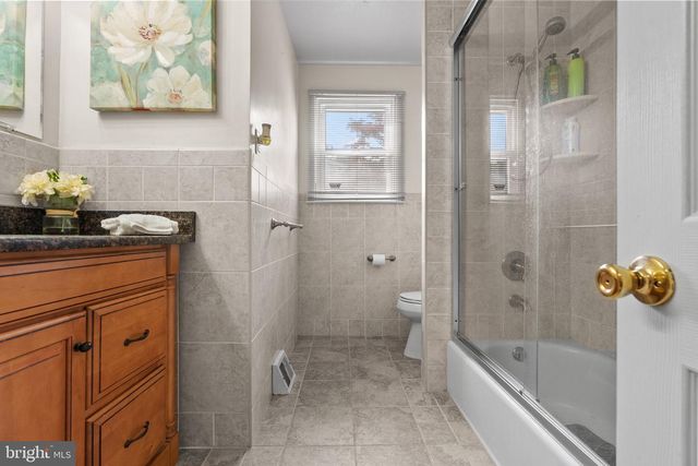 142 GREYCOURT RD, Philadelphia, PA 19115