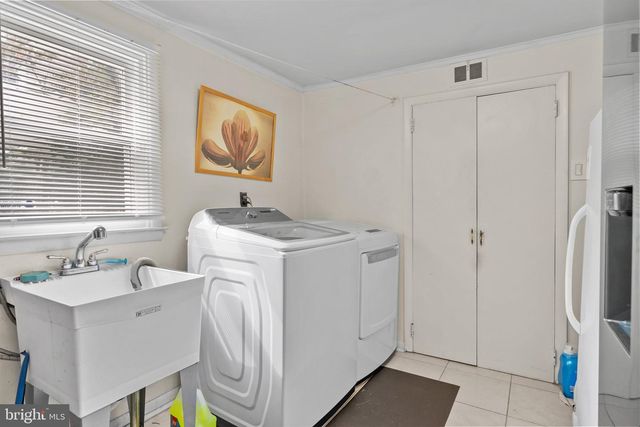142 GREYCOURT RD, Philadelphia, PA 19115
