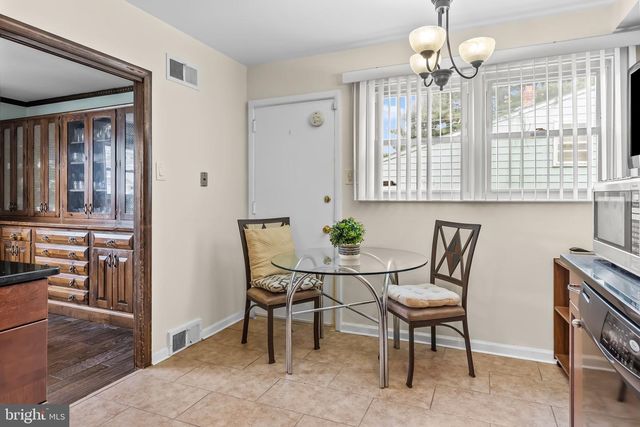 142 GREYCOURT RD, Philadelphia, PA 19115