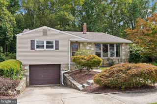 142 GREYCOURT RD, Philadelphia, PA 19115