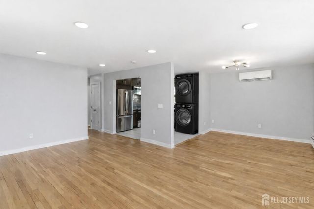 19 Evelyn Court, Maplewood, NJ 07040