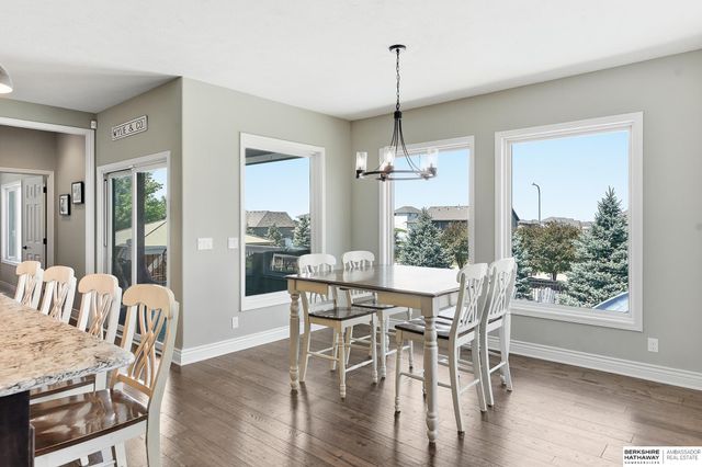 19012 Ridgemont Street, Omaha, NE 68136