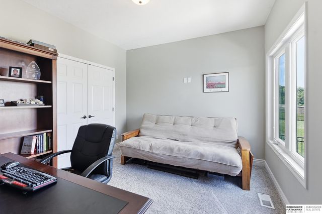 19012 Ridgemont Street, Omaha, NE 68136