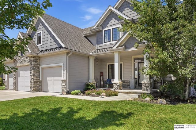 19012 Ridgemont Street, Omaha, NE 68136