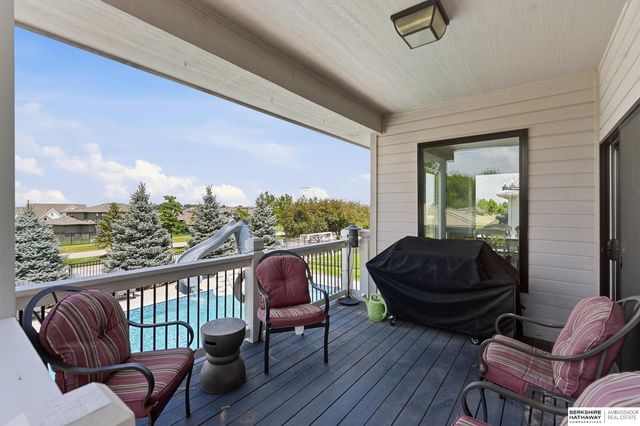 19012 Ridgemont Street, Omaha, NE 68136