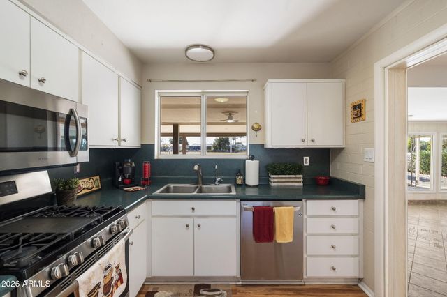 12032 N HILLCREST Drive, Sun City, AZ 85351