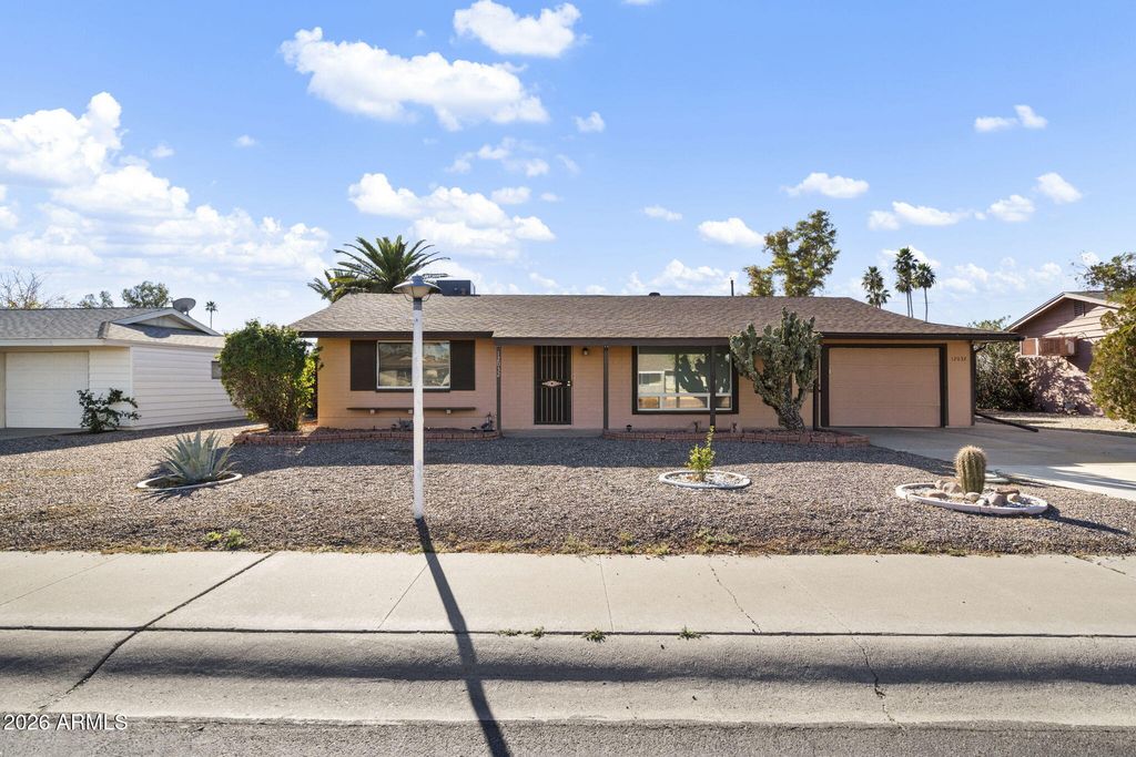 12032 N HILLCREST Drive, Sun City, AZ 85351