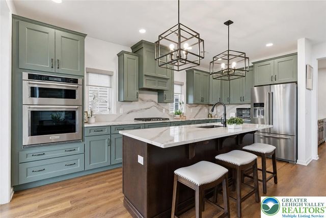 5537 Traditions Drive, Upper Saucon Twp, PA 18036