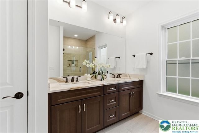 5537 Traditions Drive, Upper Saucon Twp, PA 18036