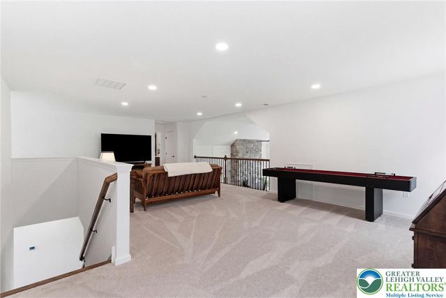 5537 Traditions Drive, Upper Saucon Twp, PA 18036