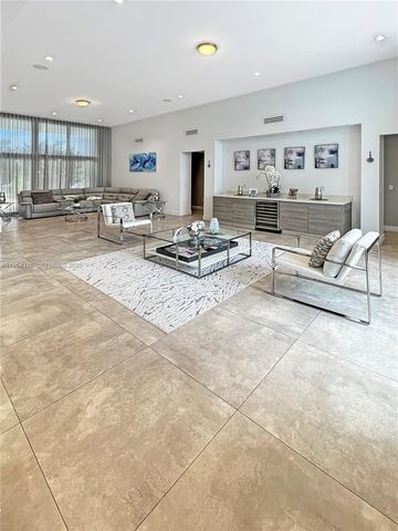 16640 Sunset Way, Weston, FL 33326