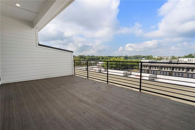 990 Bibbs Circle 34, Atlanta, GA 30318