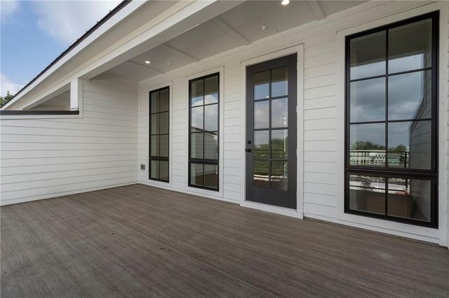 990 Bibbs Circle 34, Atlanta, GA 30318