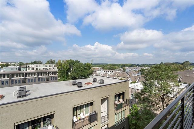 990 Bibbs Circle 34, Atlanta, GA 30318