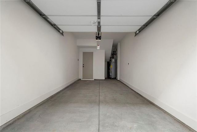 990 Bibbs Circle 34, Atlanta, GA 30318