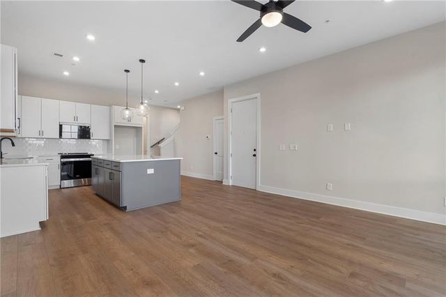 990 Bibbs Circle 34, Atlanta, GA 30318