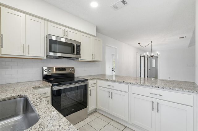 100 WESTBURY LANE, Palm Coast, FL 32164