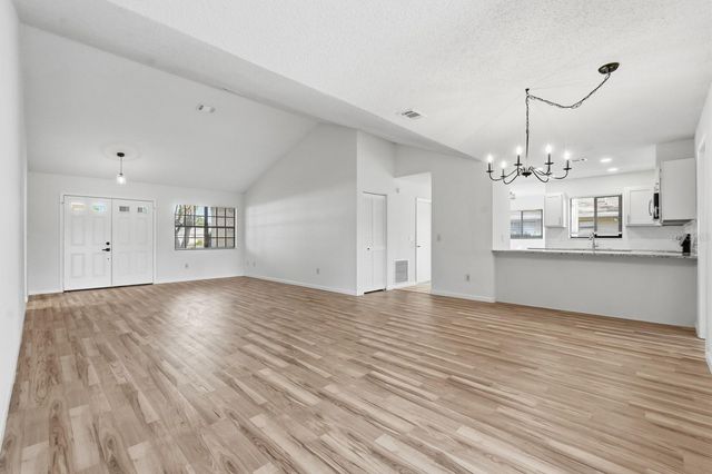 100 WESTBURY LANE, Palm Coast, FL 32164