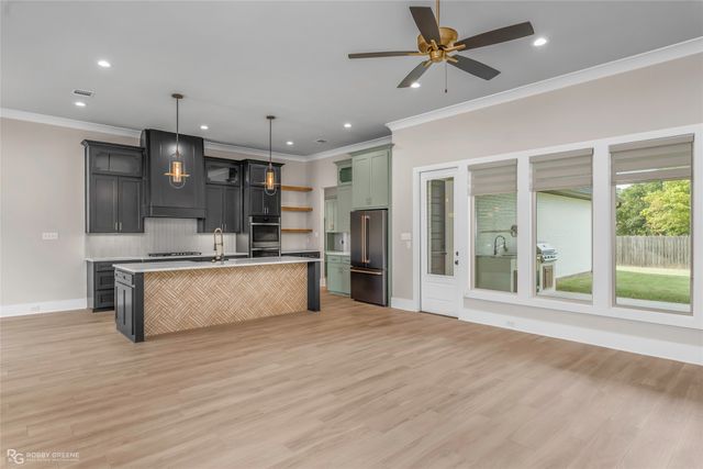 614 Corinth Circle, Bossier City, LA 71111