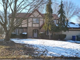 2069 Walnut Hill Park Drive, Columbus, OH 43232