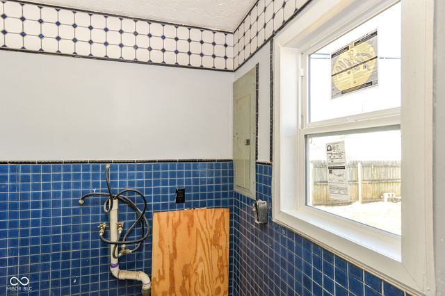 2062 Calhoun Street, Indianapolis, IN 46203