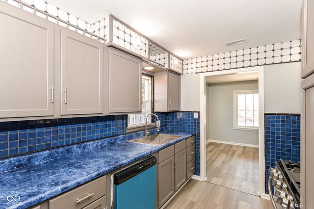 2062 Calhoun Street, Indianapolis, IN 46203