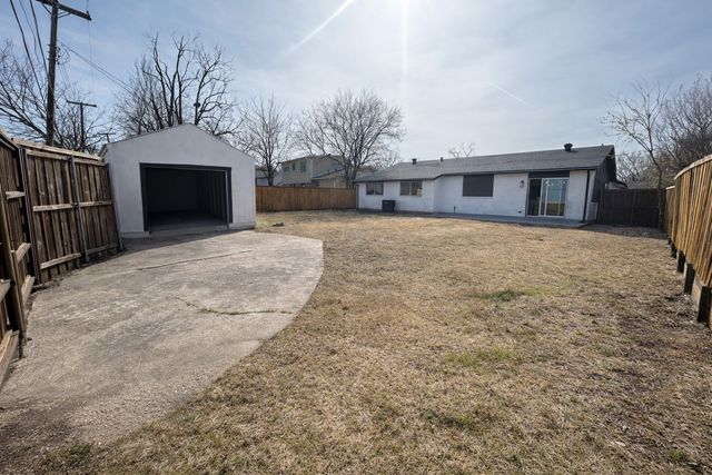 1924 Spiceberry Lane, Mesquite, TX 75149