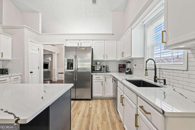 1408 Dulwich ct, Lawrenceville, GA 30043