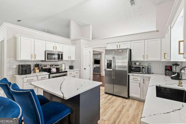 1408 Dulwich ct, Lawrenceville, GA 30043