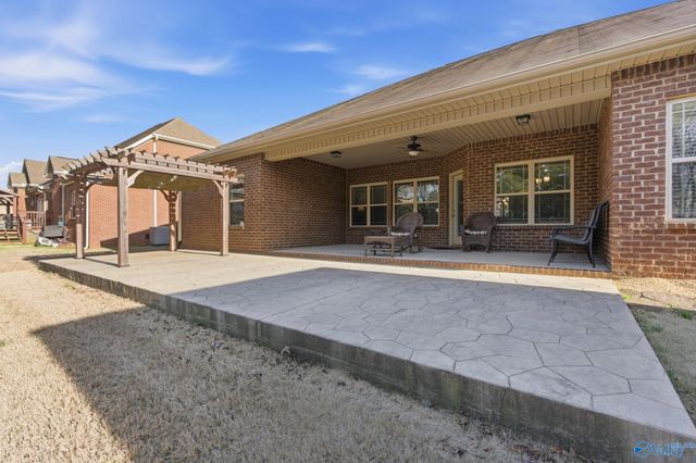 14389 NW Water Stream Drive, Harvest, AL 35749