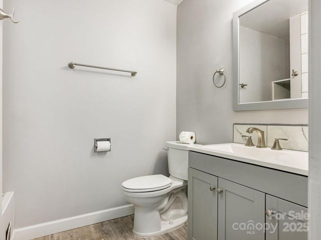 5917 Quail Hollow Road A, Charlotte, NC 28210