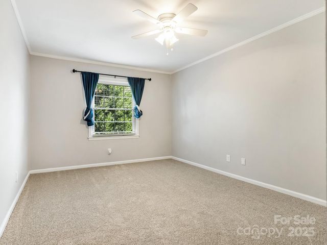 5917 Quail Hollow Road A, Charlotte, NC 28210