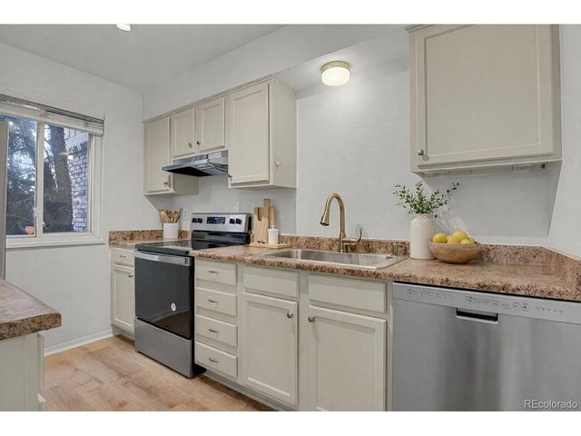 3855 S Monaco St 164, Denver, CO 80237