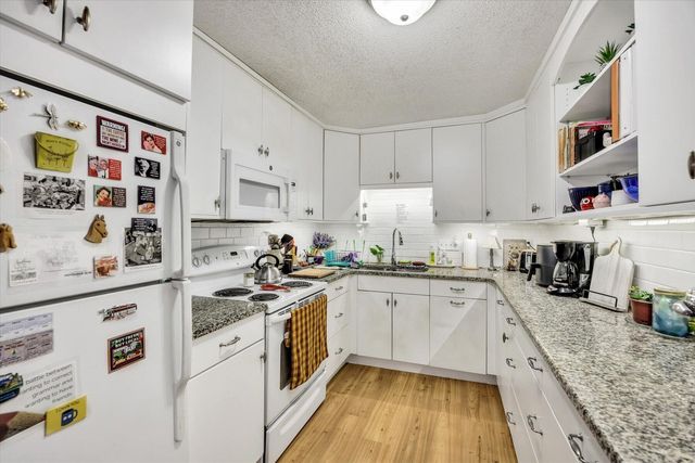 12 Candlewood Lane APT 2-6, Dennis Port, MA 02639