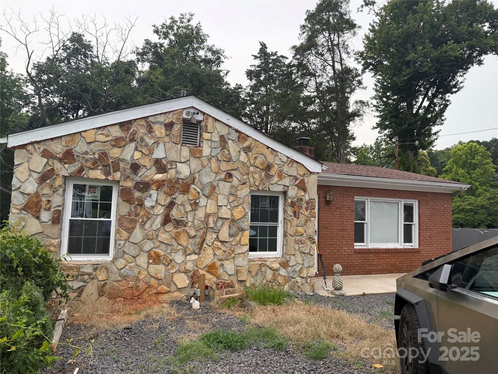 3166 Poplar Tent Road, Concord, NC 28027