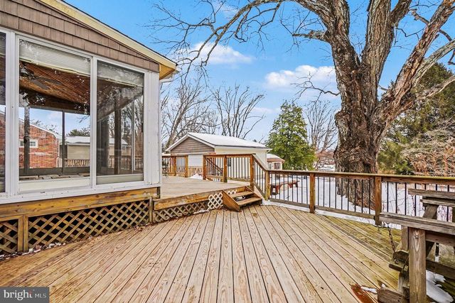 12517 REGWOOD RD, Hydes, MD 21082