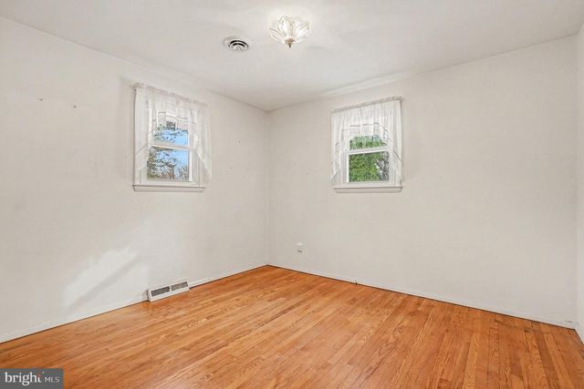 12517 REGWOOD RD, Hydes, MD 21082