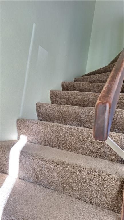 Image 10 of property listing at 4641 SW Santa Barbara PL # 15, Cape Coral, FL 33914